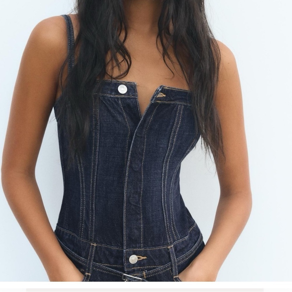 NEW ! ZARA denim jumpsuit size XS and S
🚨firm price no discount - Picture 13 of 16